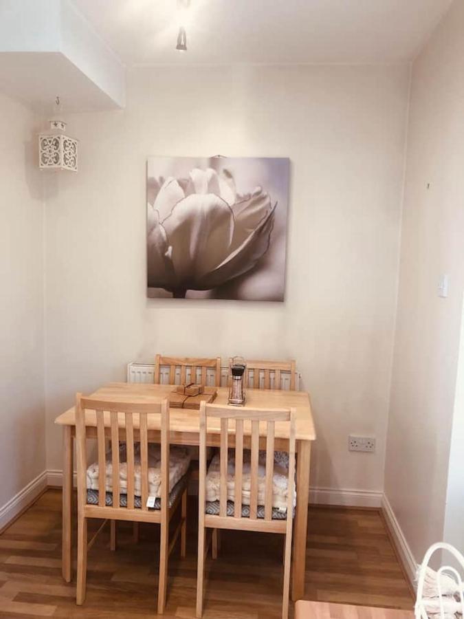Boutique Cottage In The Heart Of Buxton Town Екстер'єр фото